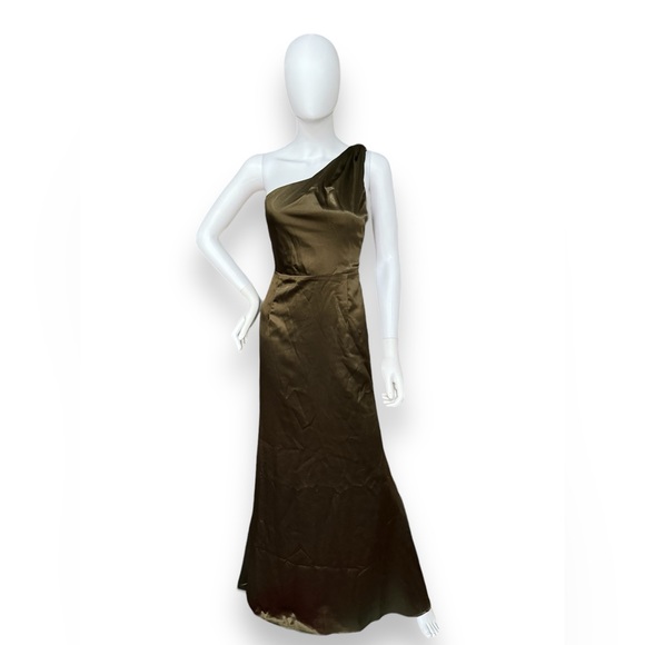 Lulus On the Guest List Olive Green Satin One-Shoulder Maxi Dress - Picture 5 of 14